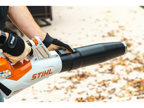 Stihl BGA60 Set Cordless Blower (Battery)