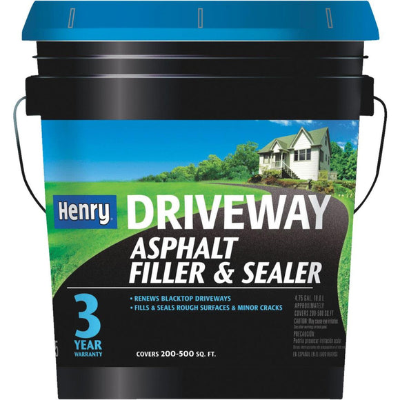 Henry 4.75 Gal. Blacktop Driveway Filler and Sealer, 3 Year